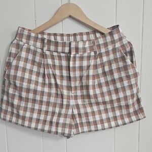 Nine West Brown White Plaid High Waisted Shorts Belt Loops Pockets Size Medium